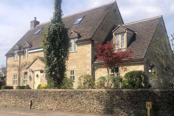 House sit in Minchinhampton, United Kingdom