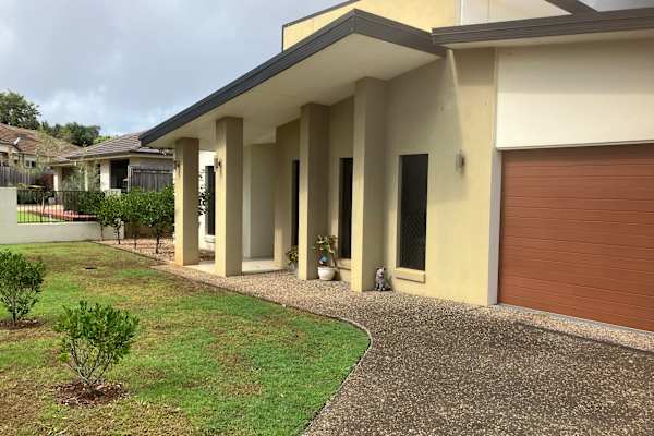 House sit in Raby Bay, QLD, Australia