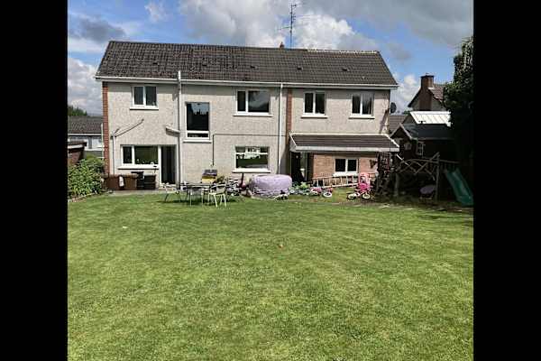 House sit in Ballymena, United Kingdom