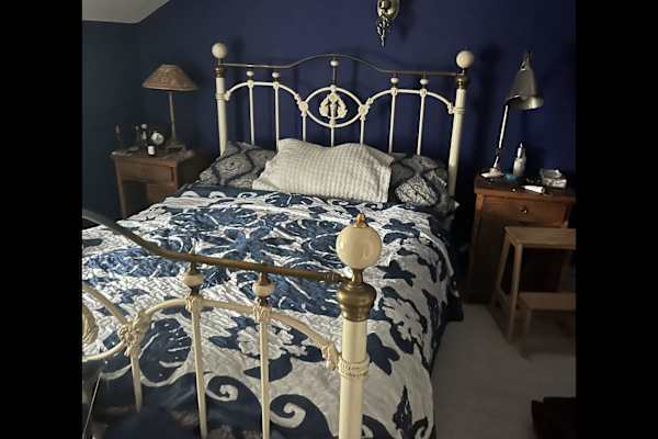 House sit in Bridport, United Kingdom