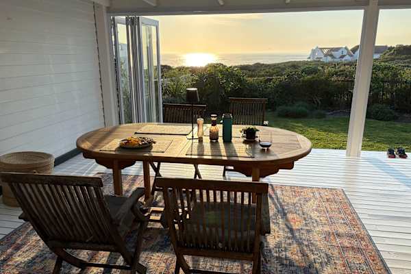 House sit in Yzerfontein, South Africa