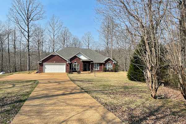 House sit in Jackson, TN, US