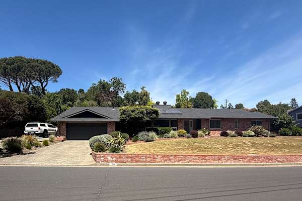 House sit in San Rafael, CA, US