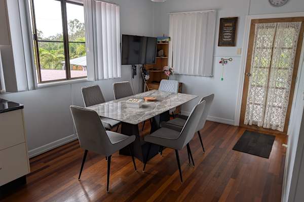 House sit in Childers, QLD, Australia