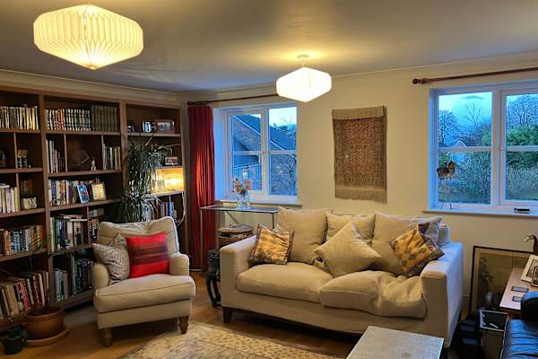 House sit in Hindhead, United Kingdom