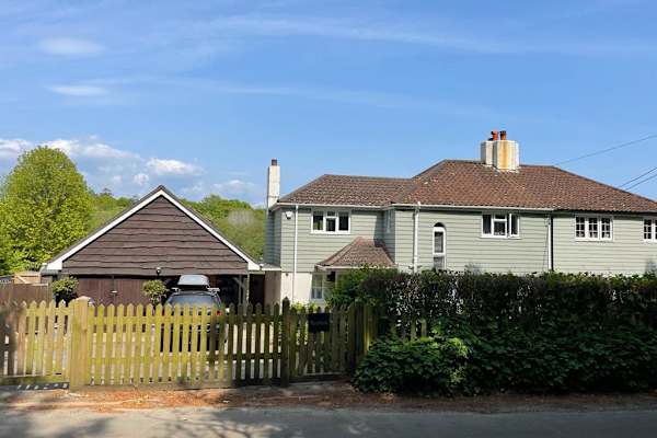 House sit in Lymington, United Kingdom