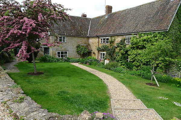 House sit in Sherborne, United Kingdom