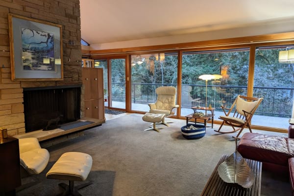 House sit in Bellevue, WA, US