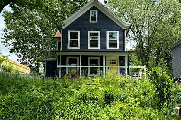 House sit in Kingston, NY, US