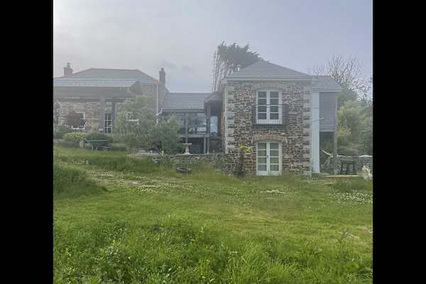House sit in Perranporth, United Kingdom