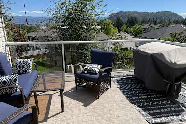 House sit in West Kelowna, BC, Canada