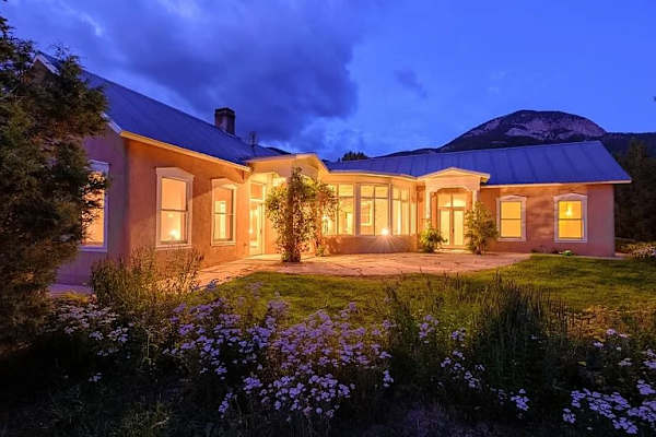 House sit in Taos, NM, US