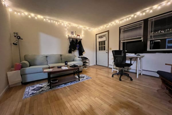 House sit in Ithaca, NY, US