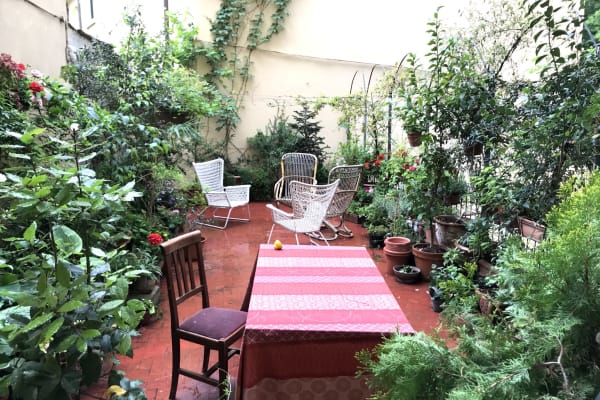 House sit in Florence, Italy
