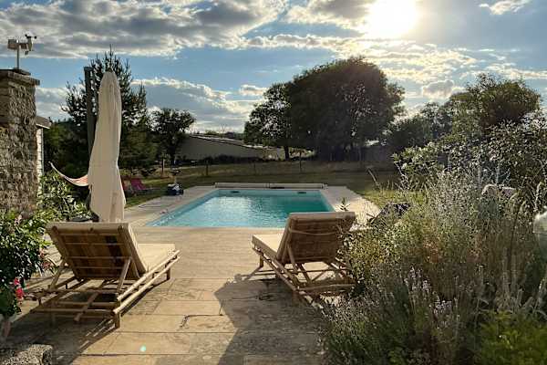 House sit in Magny-Lambert, France
