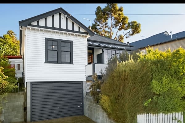 House sit in Hobart, TAS, Australia