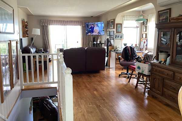 House sit in Duncan, BC, Canada