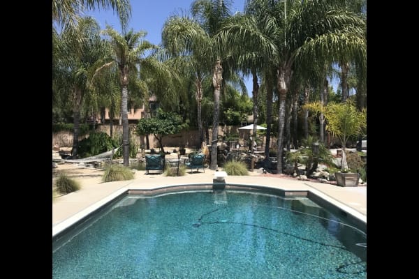 House sit in Redlands, CA, US