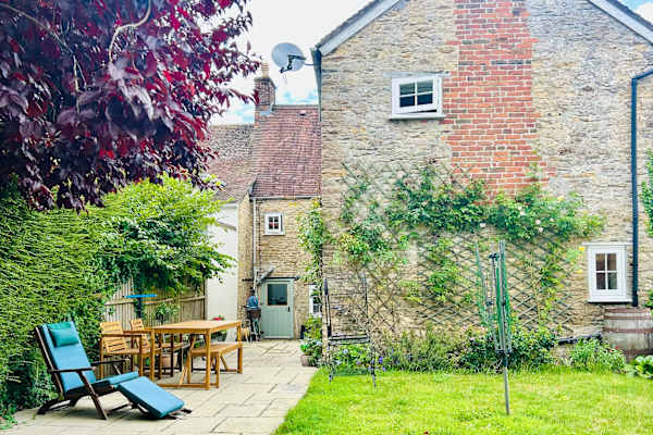 House sit in Wincanton, United Kingdom
