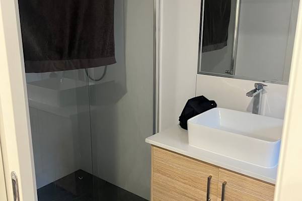 House sit in Melbourne, VIC, Australia