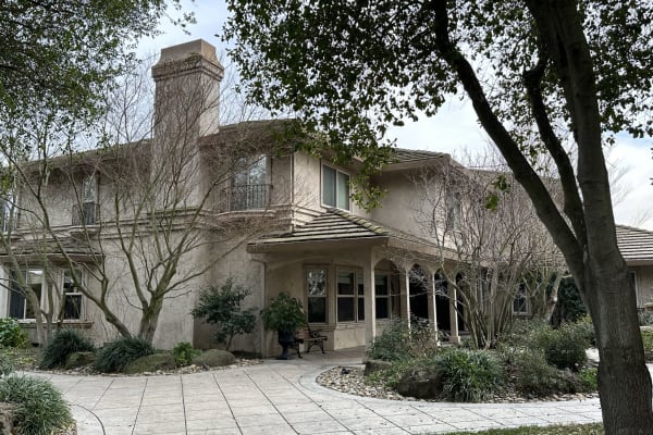 House sit in Lodi, CA, US