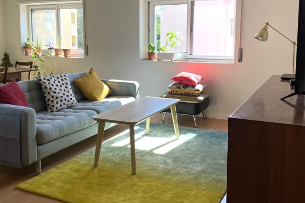 House sit in Algés, Portugal