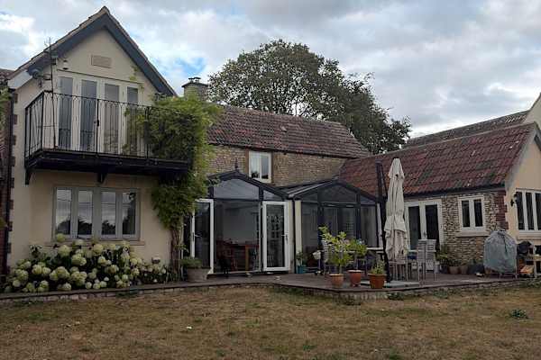 House sit in Nettleton, United Kingdom