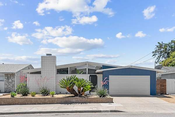 House sit in San Diego, CA, US