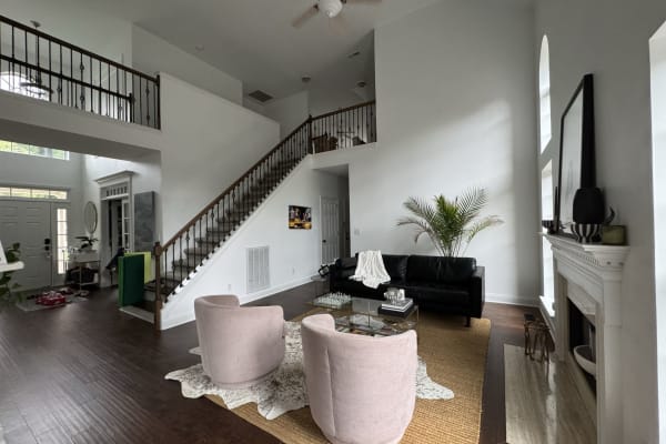 House sit in Brentwood, TN, US