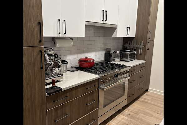 House sit in Washington, D.C., Washington, D.C., US