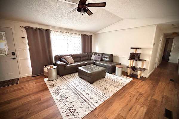 House sit in Fort McMurray, AB, Canada