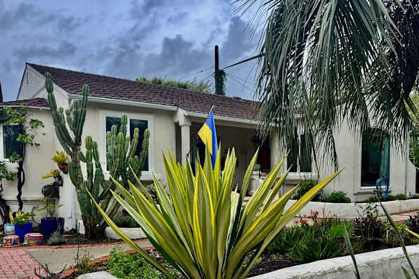 House sit in Santa Barbara, CA, US