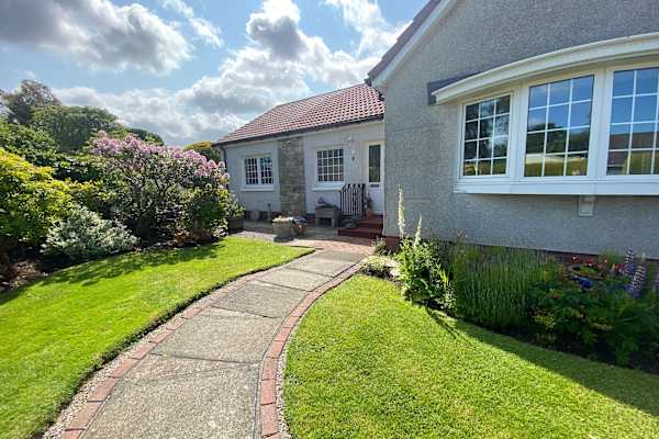 House sit in Auchterarder, United Kingdom