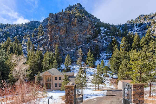 House sit in Golden, CO, US