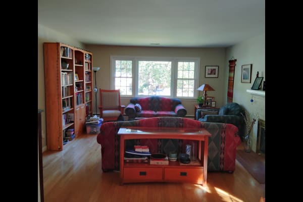 House sit in Silver Spring, MD, US