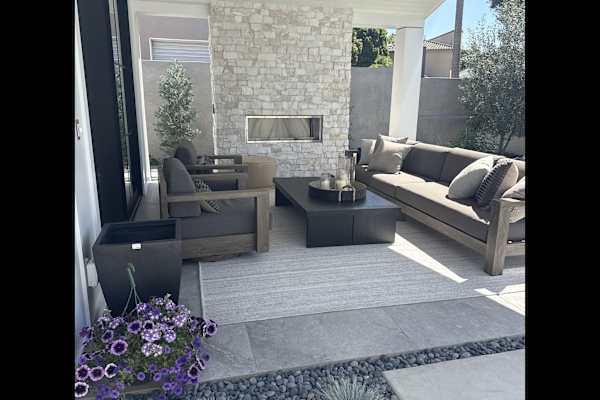 House sit in Coronado, CA, US