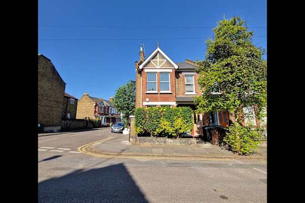 House sit in London, United Kingdom