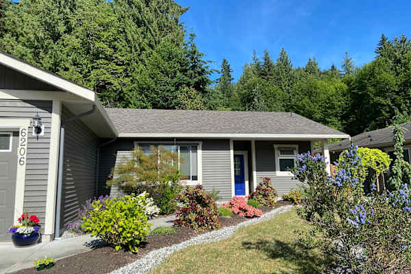 House sit in Sechelt, BC, Canada