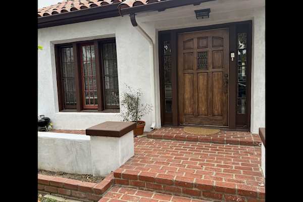 House sit in Long Beach, CA, US