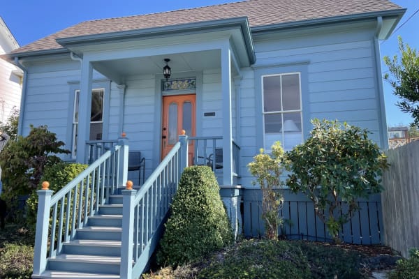 House sit in Eureka, CA, US