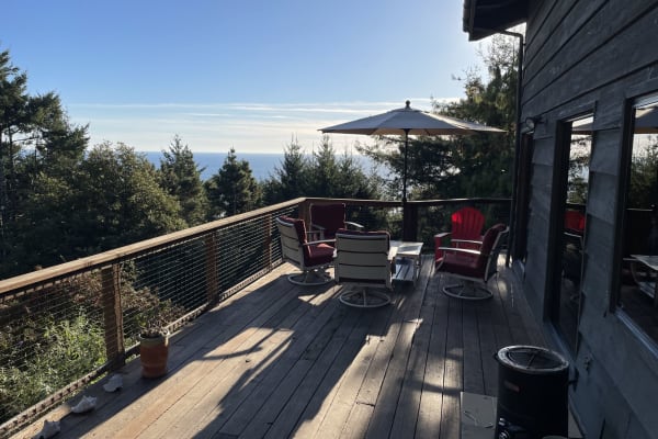 House sit in Gualala, CA, US