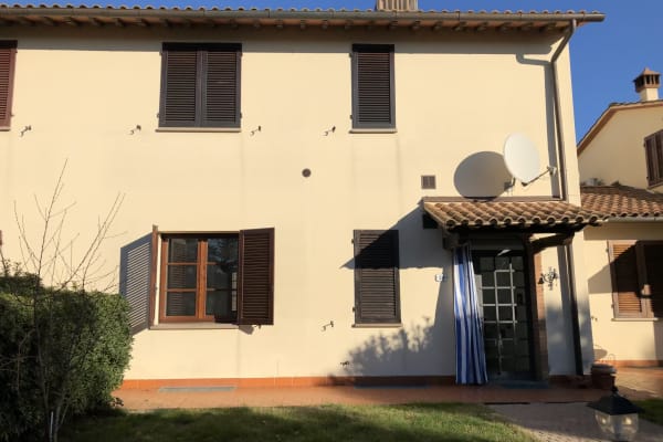 House sit in Montaione, Italy