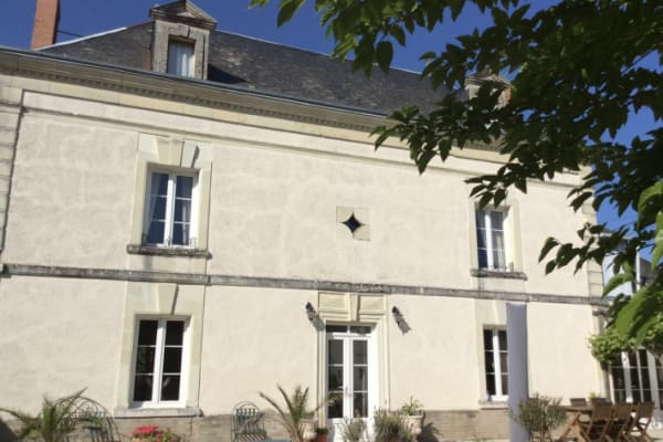 House sit in La Roche-Rigault, France