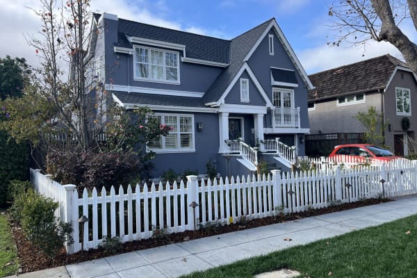 House sit in Burlingame, CA, US