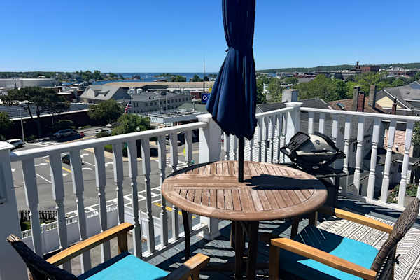 House sit in Gloucester, MA, US