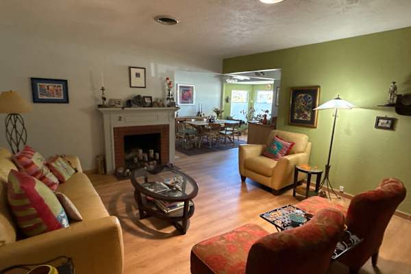 House sit in Sacramento, CA, US