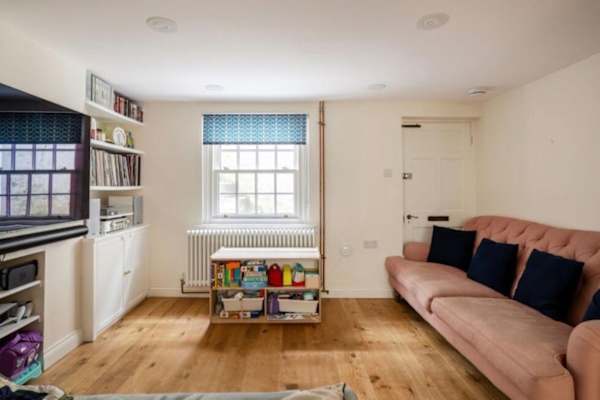 House sit in Brighton, United Kingdom