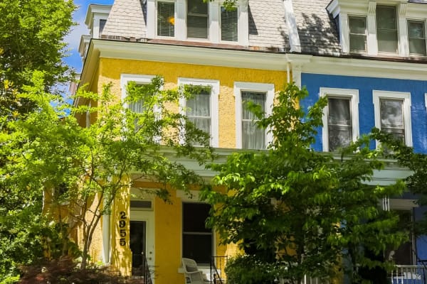 House sit in Cleveland Park, Washington, D.C., US