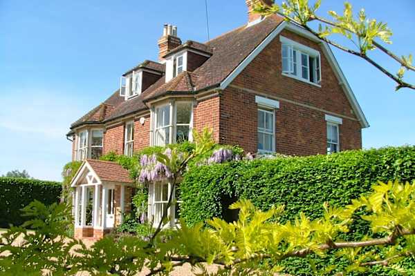 House sit in Tenterden, United Kingdom