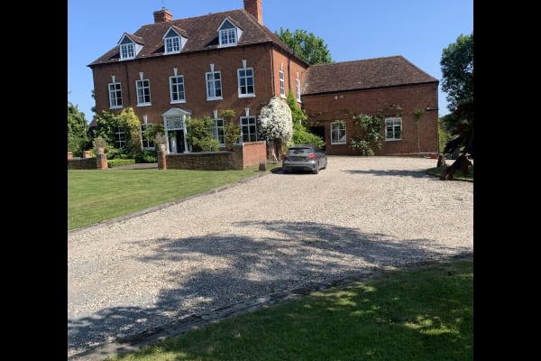 House sit in Balsall Common, United Kingdom